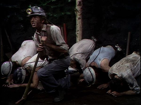 Monty Python's Flying Circus - Royal Episode Thirteen