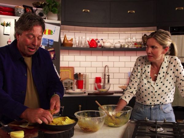 John and Lisa's Weekend Kitchen - Episode 2