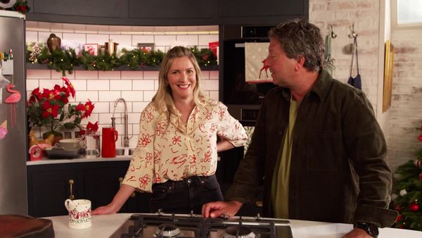 John and Lisa's Weekend Kitchen - Episode 4