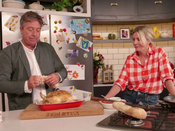 John and Lisa's Weekend Kitchen - Episode 7