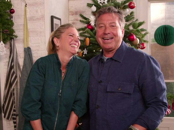 John and Lisa's Weekend Kitchen - Episode 9