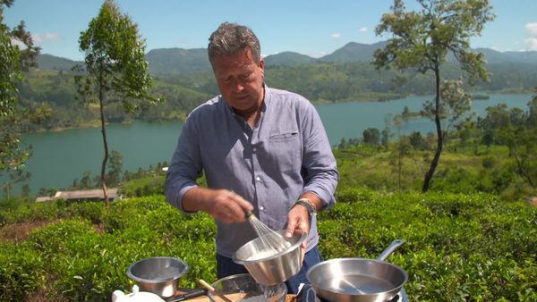 John and Lisa's Weekend Kitchen - Episode 13
