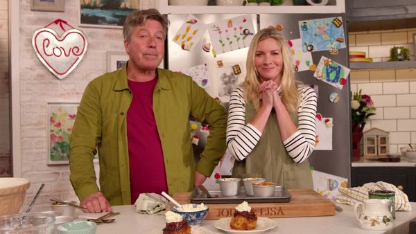 John and Lisa's Weekend Kitchen - Episode 15