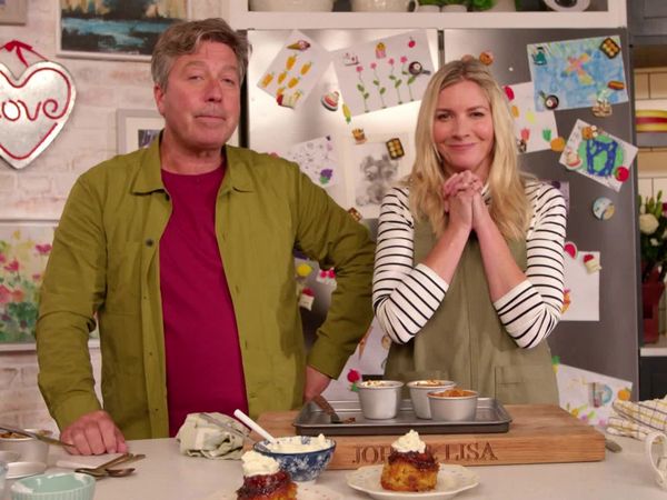 John and Lisa's Weekend Kitchen - Episode 15