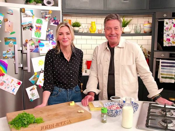 John and Lisa's Weekend Kitchen - Episode 5