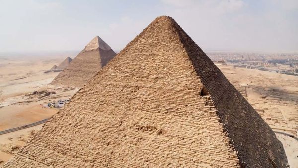 The Egyptians - Menkaure: The Last Pyramid of Giza