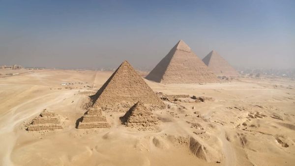 The Egyptians - Black Pyramid: A Buried Megastructure