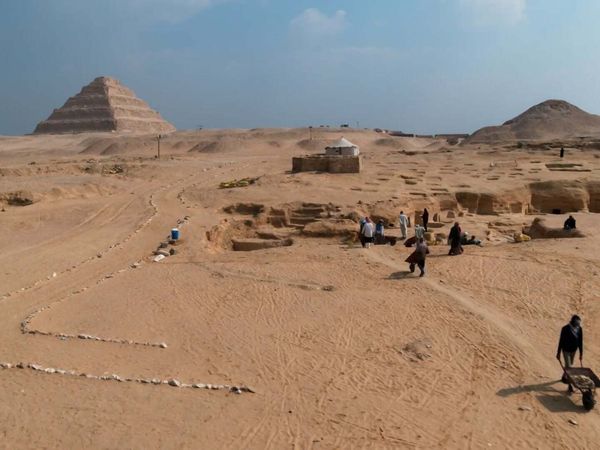 The Egyptians - The Secrets of the Pharaohs' Tombs