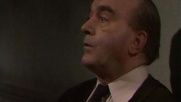 Sapphire And Steel - E1 - The Railway Station: Part 1