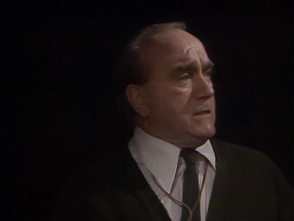 Sapphire And Steel - E5 - The Railway Station: Part 5