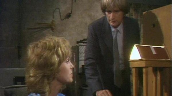 Sapphire And Steel - Sapphire And Steel: S4 E4 - The Man Without A Face: Part 4