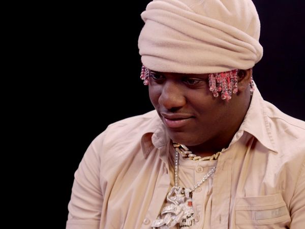 Hot Ones - Lil Yachty Has His First Experience With Spicy Wings