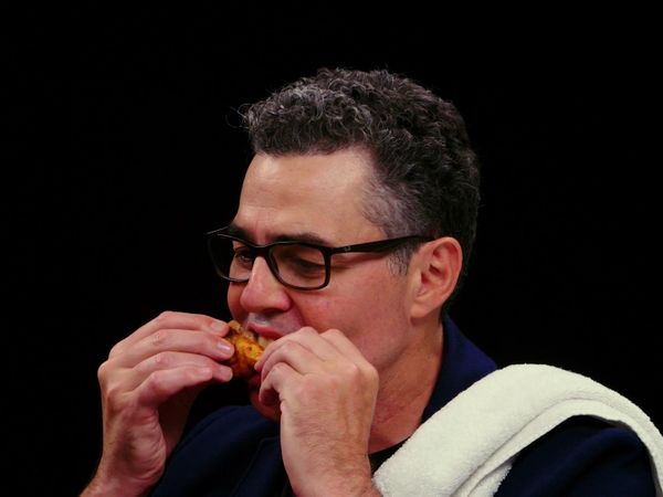 Hot Ones - Adam Carolla Rants Like a Pro While Eating Spicy Wings
