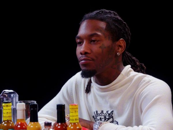 Hot Ones - Offset Screams Like Ric Flair While Eating Spicy Wings