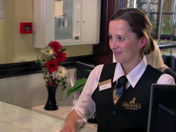 The Hotel Inspector - Mansion Lions