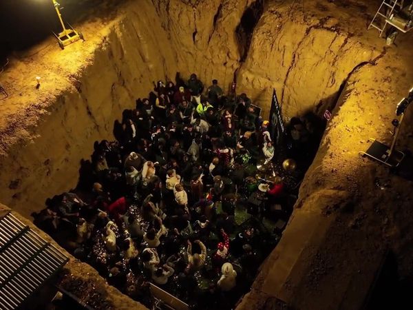 Unspeakable - Surviving 40 Hours in a Hole