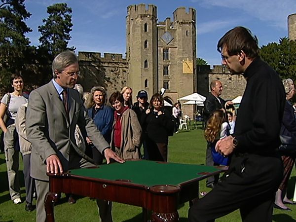 Antiques Roadshow UK - Warwick 1