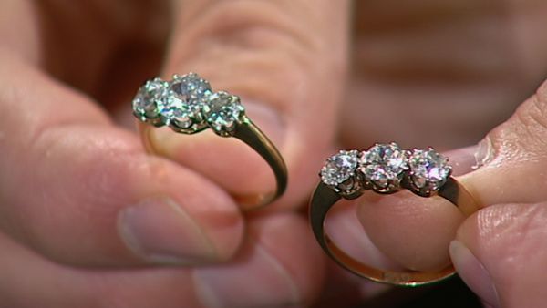 Antiques Roadshow UK - Leeds