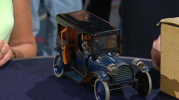 Antiques Roadshow UK - Clitheroe
