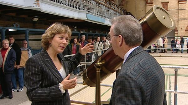 Antiques Roadshow UK - Manchester