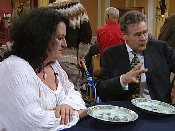 Antiques Roadshow UK - Cardiff Castle Compilation