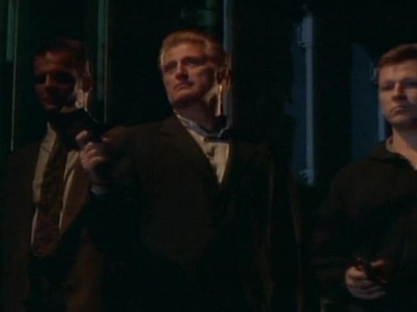 The Commish - The Commish: S4 E5 - Who Do You Trust?