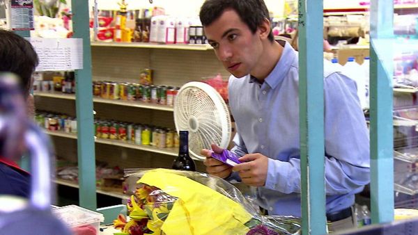 Nathan For You - Privatdetektiv / Taxi-Unternehmen