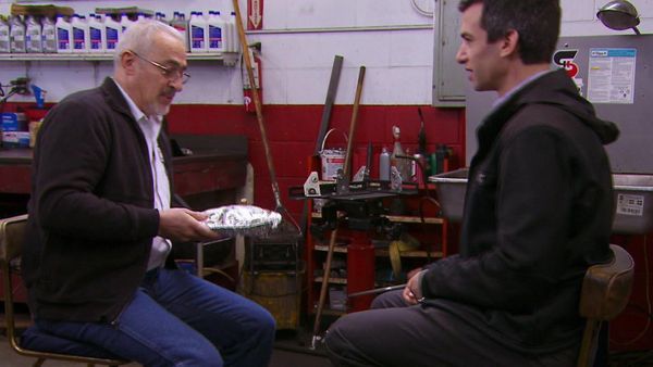 Nathan For You - Mechaniker / Maklerin