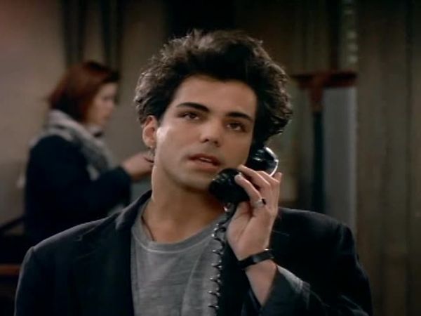 21 Jump Street - Episode 13: A.W.O.L.