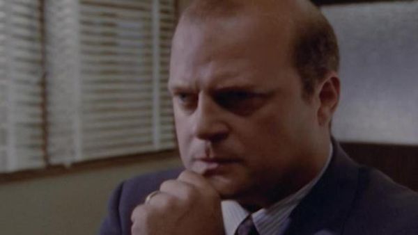 The Commish - The Commish: S5 E1 - In The Shadow Of The Gallows, Part 1
