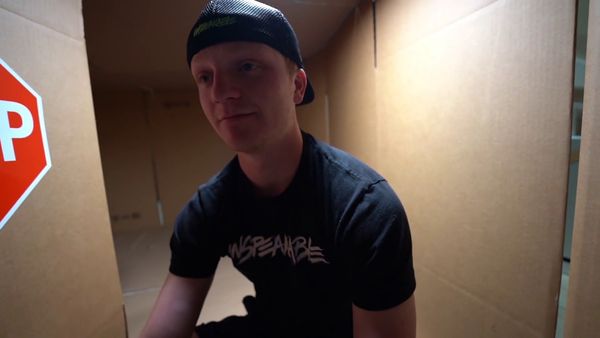 Unspeakable - Last to Leave the Cardboard House Challenge
