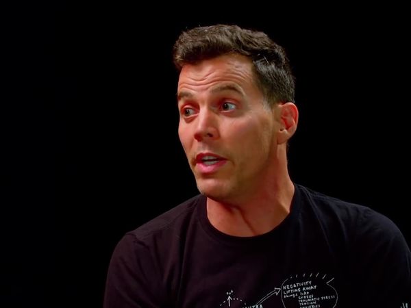 Hot Ones - Steve-O Tells Insane Stories While Eating Spicy Wings