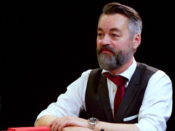Hot Ones - Chili Klaus Faces the Most Extreme "Hot Ones" Ever