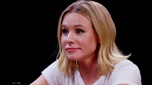 Hot Ones - Kristen Bell Ponders Morality While Eating Spicy Wings