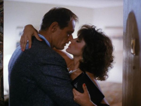 Hunter - Hunter: S2 E10 - Waiting For Mr. Wrong