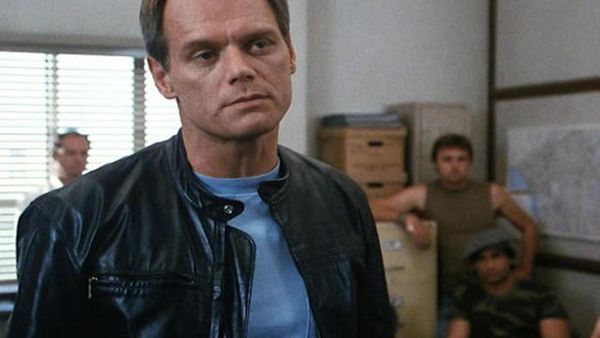 Hunter - Hunter: S2 E13 - War Zone