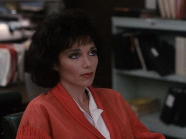 Hunter - Hunter: S2 E21 - The Beautiful & The Dead, Part 2