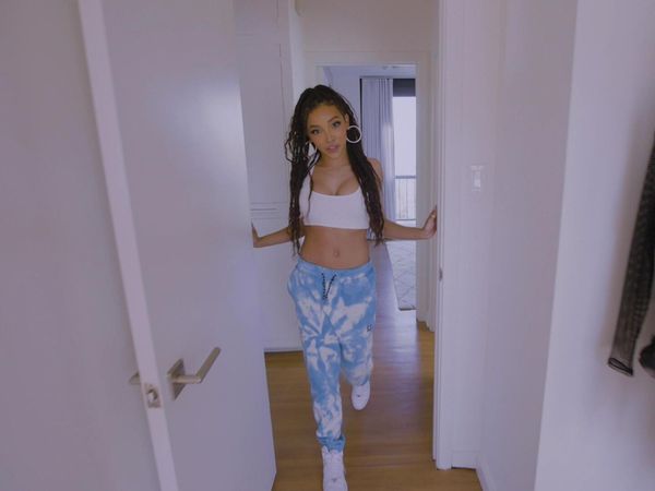 MTV Cribs - Mustard / Kathy Griffin / Tinashe