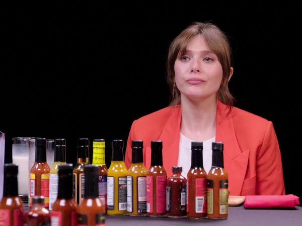Hot Ones - Elizabeth Olsen Feels Brave While Eating Spicy Wings