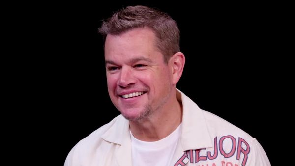 Hot Ones - Matt Damon Sweats From His Scalp While Eating Spicy Wings