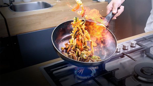 Studio Cocina Recetas - Estofado de Pollo / Sopa de Salmón