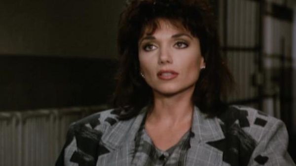 Hunter - Hunter: S4 E8 - City Of Passion, Part 3