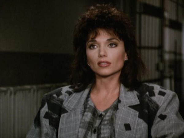 Hunter - Hunter: S4 E8 - City Of Passion, Part 3