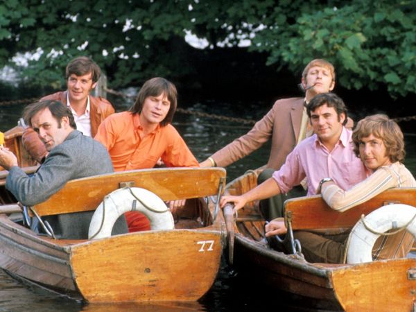 Monty Python: Almost The Truth - The Much Funnier Second Episode
