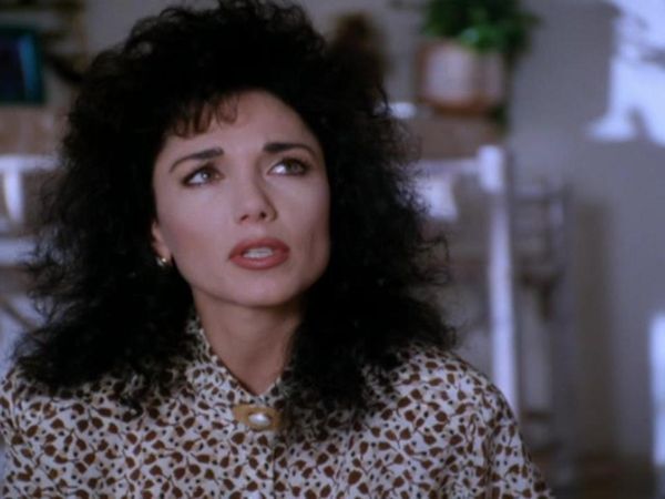 Hunter - Hunter: S5 E22 - Return Of White Cloud