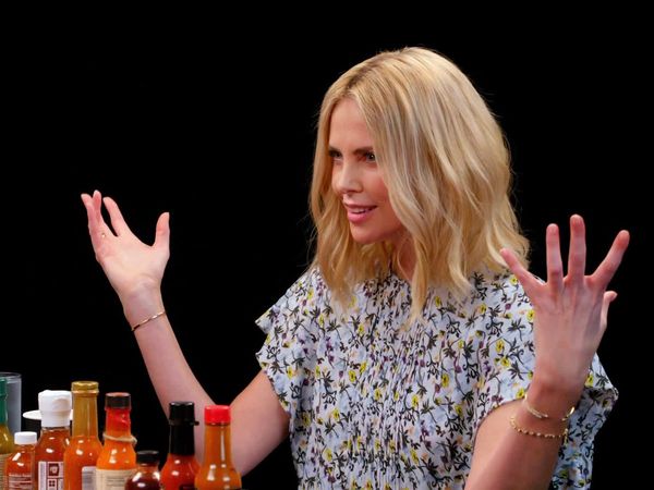 Hot Ones - Charlize Theron Takes a Rorschach Test While Eating Spicy Wings