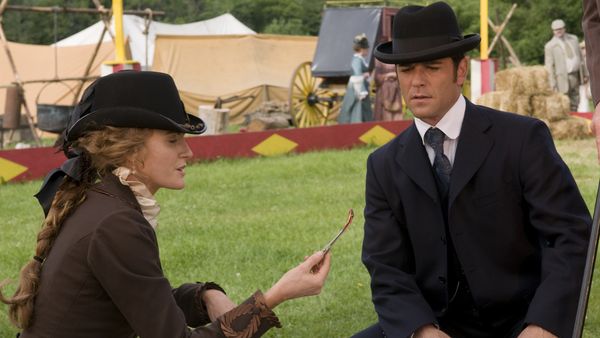 Murdoch Mysteries - Mild, Mild West