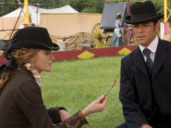 Murdoch Mysteries - Mild, Mild West