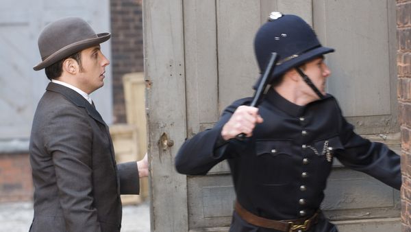 Murdoch Mysteries - Let Us Ask the Maiden
