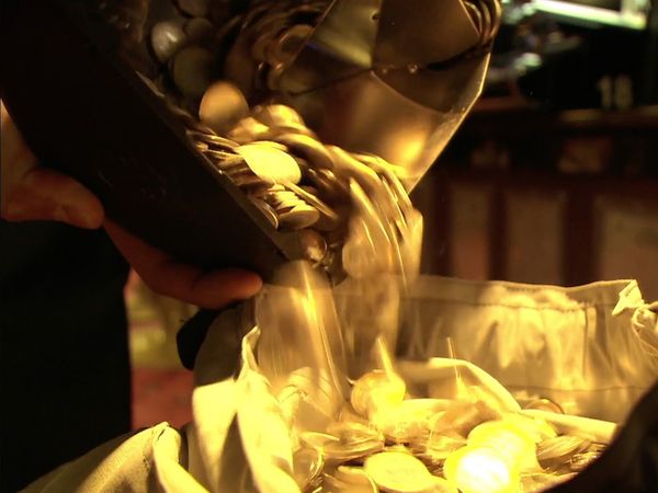 Guante Blanco - El Casino